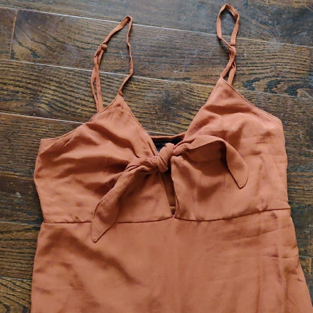 Forever 21 Keyhole Cami Maxi Dress - Picture 2 of 7